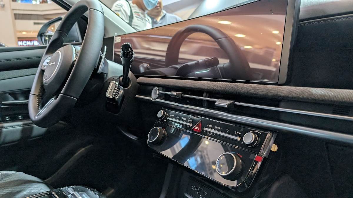 Essential Interior Accessories for The New Hyundai Tucson Owners